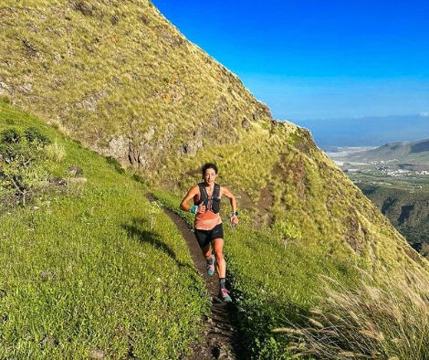 Rachel Nolan running in Gran Canaria to train for the Transgrancanaria